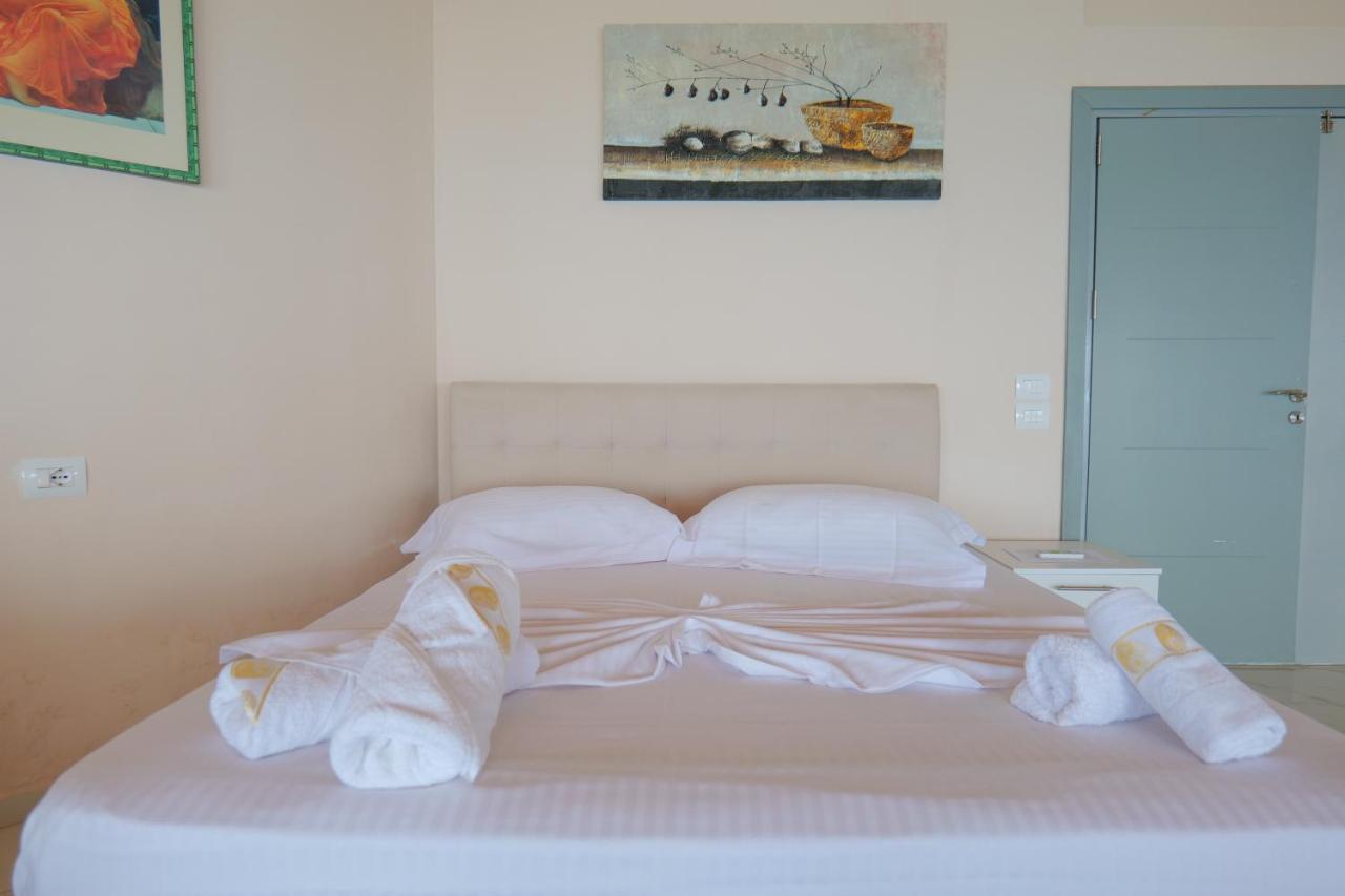 White Hotel Borsh Εξωτερικό φωτογραφία